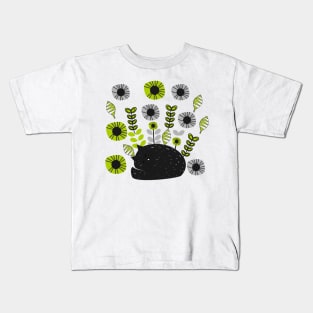 Sleepy cat and floral bouquet Kids T-Shirt